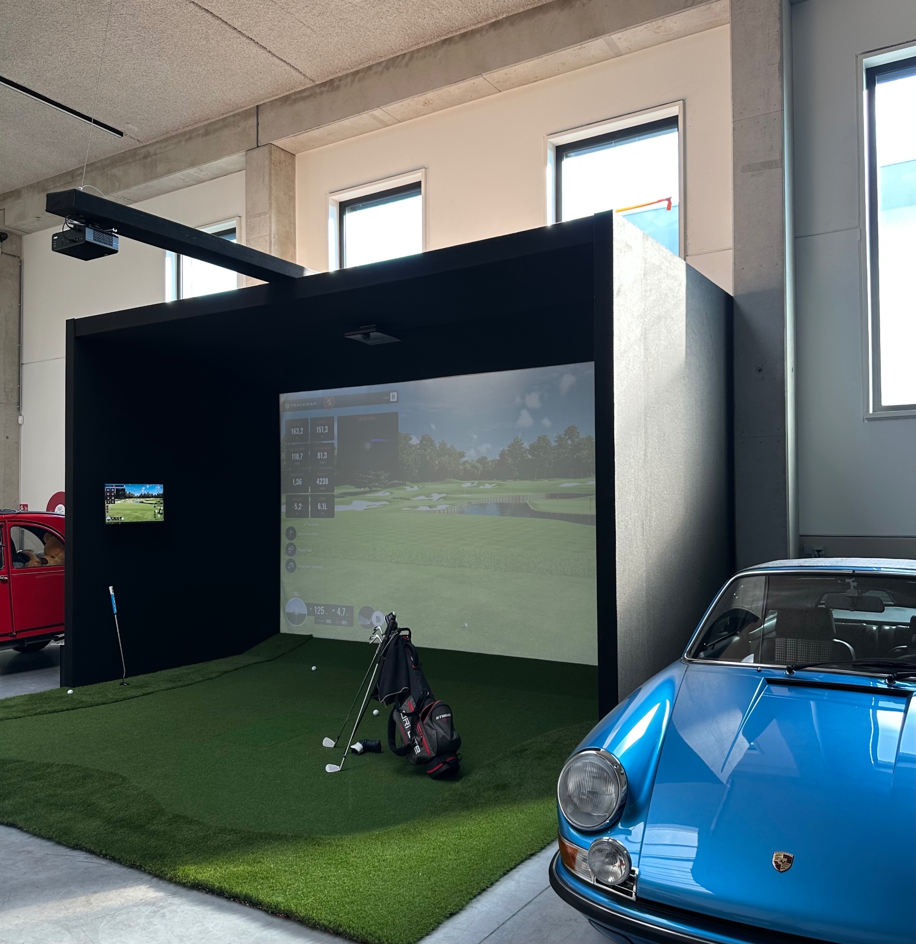 Op maat gemaakte golf studio installatie